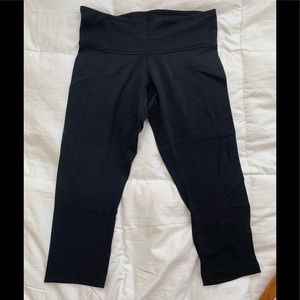 Lululemon crop pants
